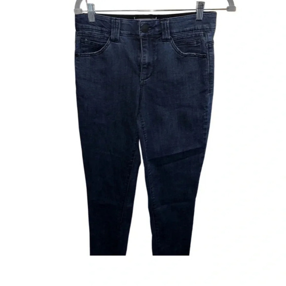 Democracy Dark Wash “AB Technology Cropped Jeans Size 4 - Picture 2 of 7